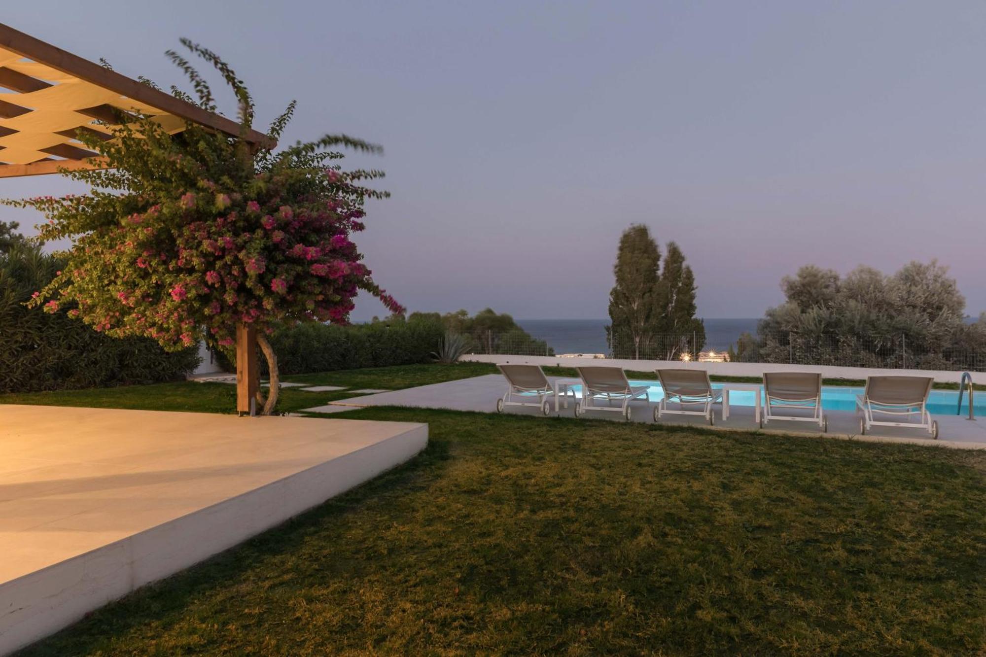 Villa Santa Maria With Private Pool And Sea View Afantou Extérieur photo